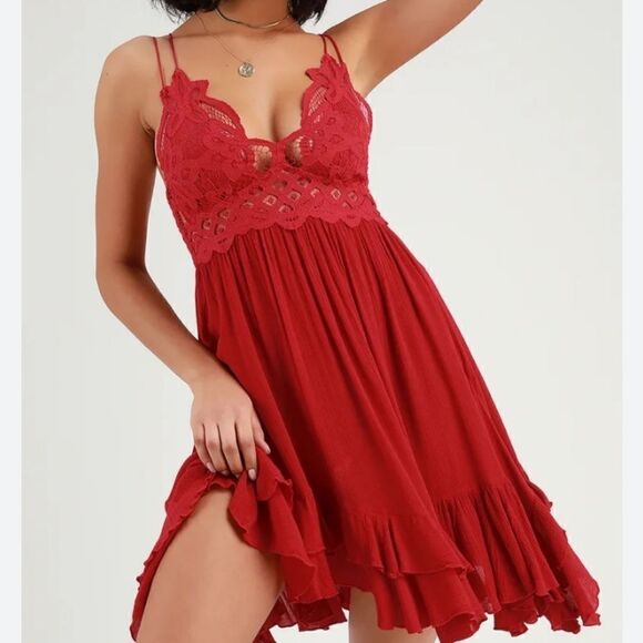 RUE 21 Red strappy peekaboo lace V neck ruffle hemline mini dress size XS n boho - Picture 12 of 12